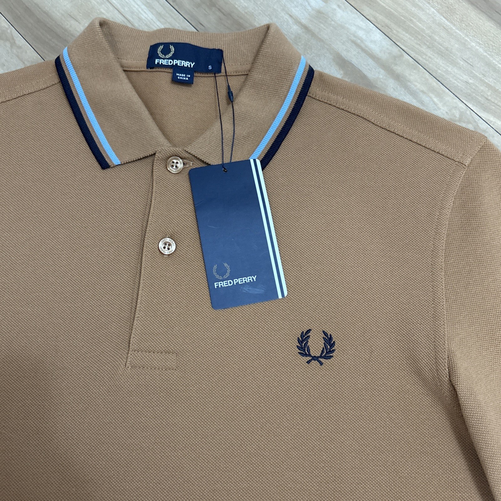 Fred Perry M3600 Polo Mens Size Small Dark Caramel/Snow White/Silver Blue BNWT