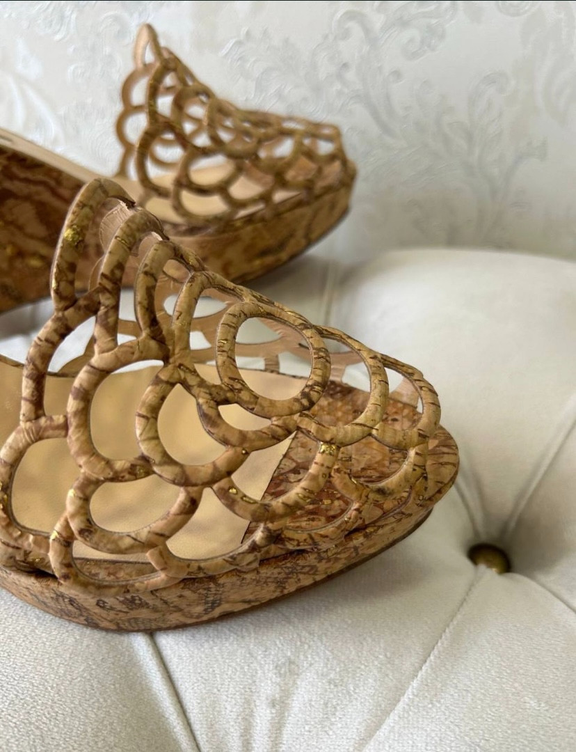 Oscar de la Renta Cork Wedge Sandals Mules Cutout Gold Fleck EU 40 US 10