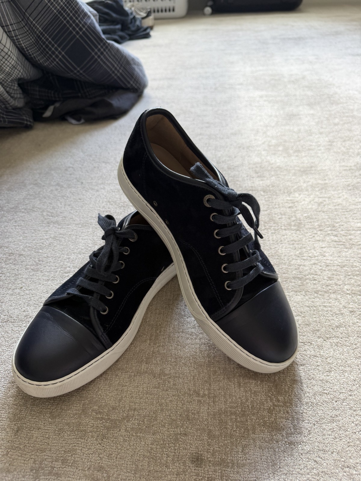 Lanvin sneakers dbb1 Very Lightly Used Size 8 With Original box and packaging.