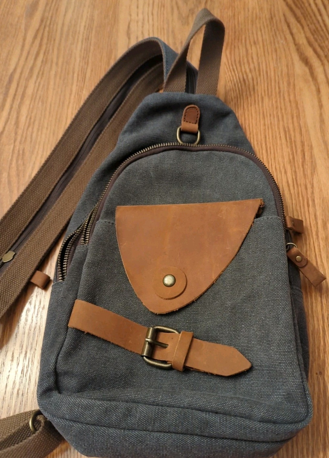 Grey Canvas Leather Sling Crossbody OR Backpack Rucksack. 5 Zipper. Convertible