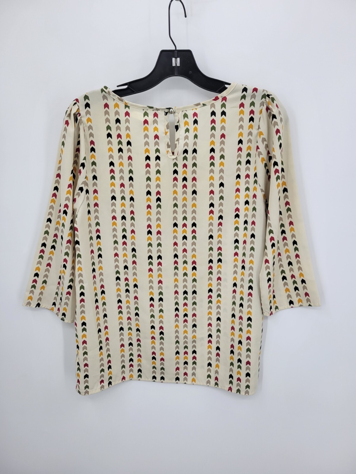 Everly Top Womens Medium Tan Colorful Arrow Print Boho Trendy Popover