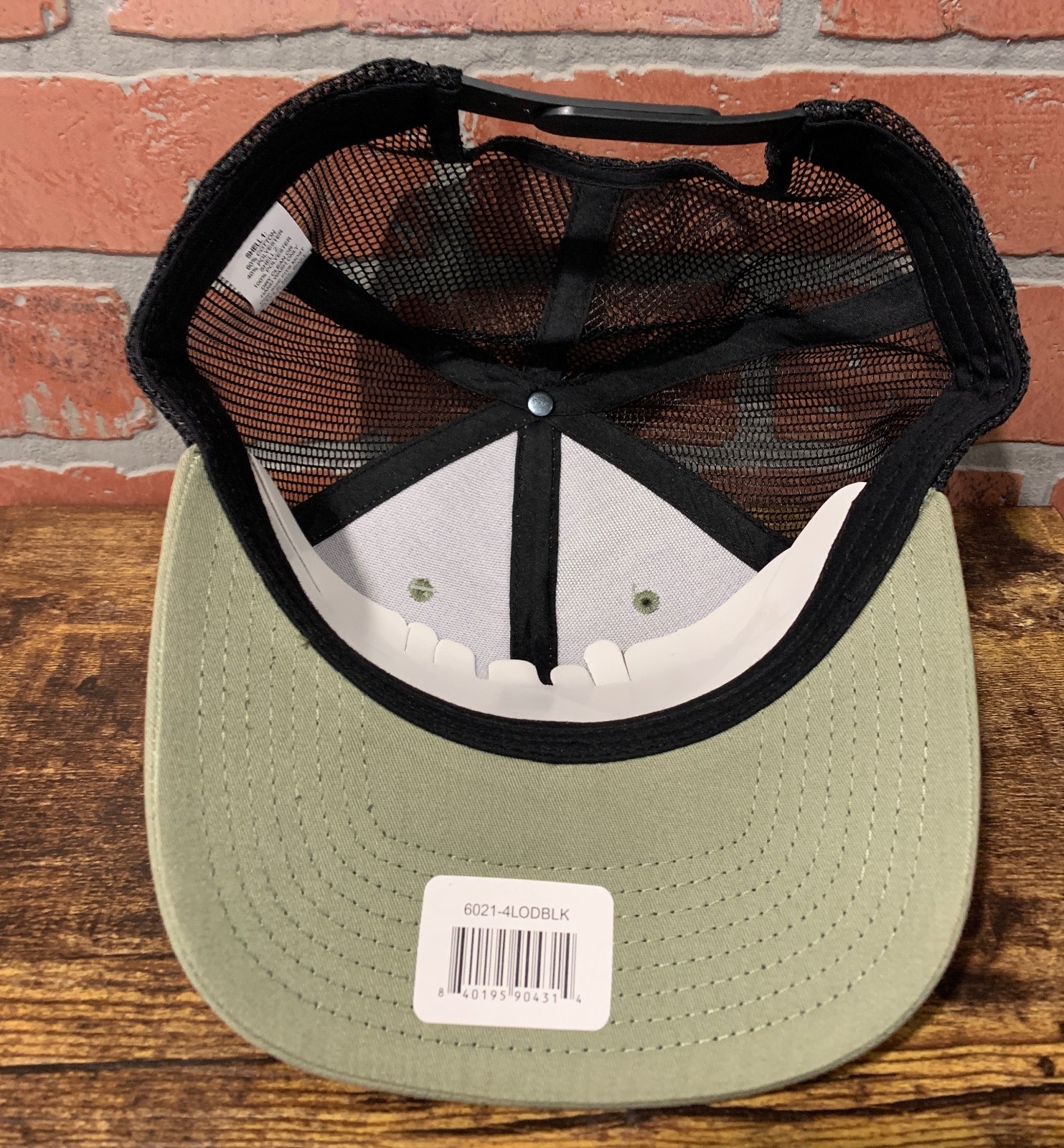 Blackbeard Flag Knights Templar Decky 6021 Mid Profile Trucker Snapback Hat