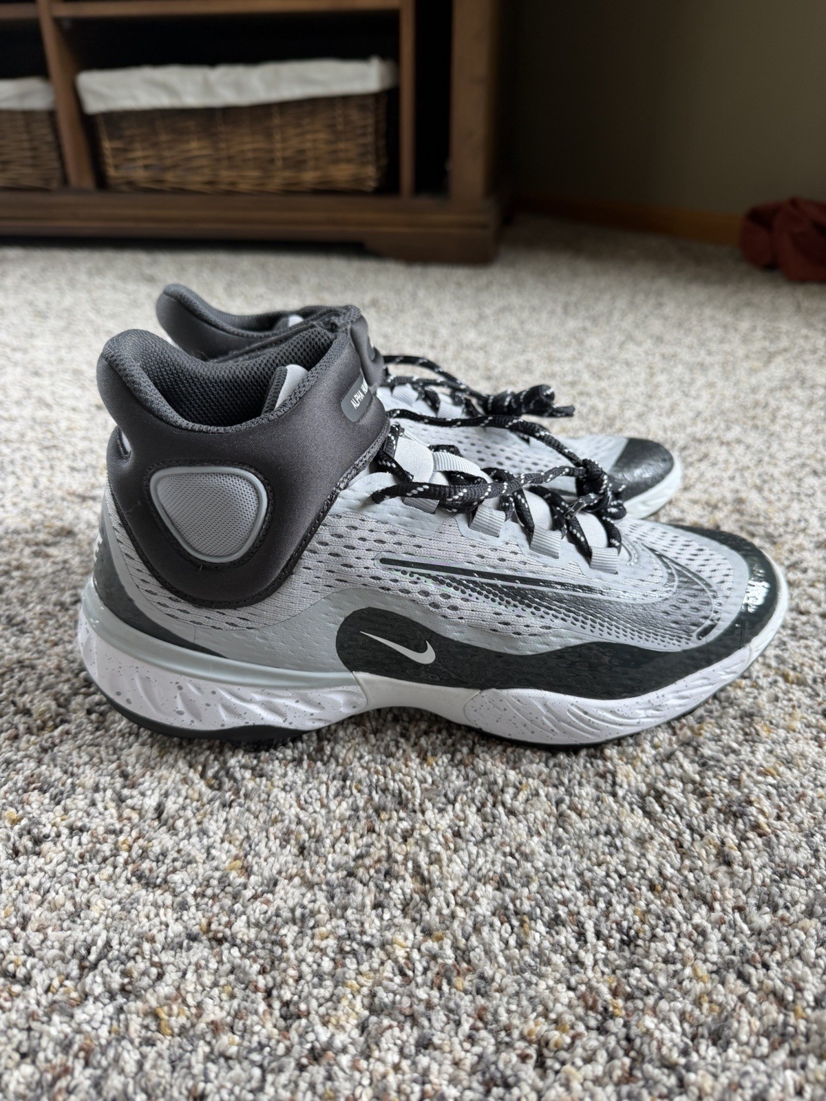 Nike Alpha Huarache Elite 4 Mid Metal Baseball Cleats Mens SZ 9 Gray DJ6520-002