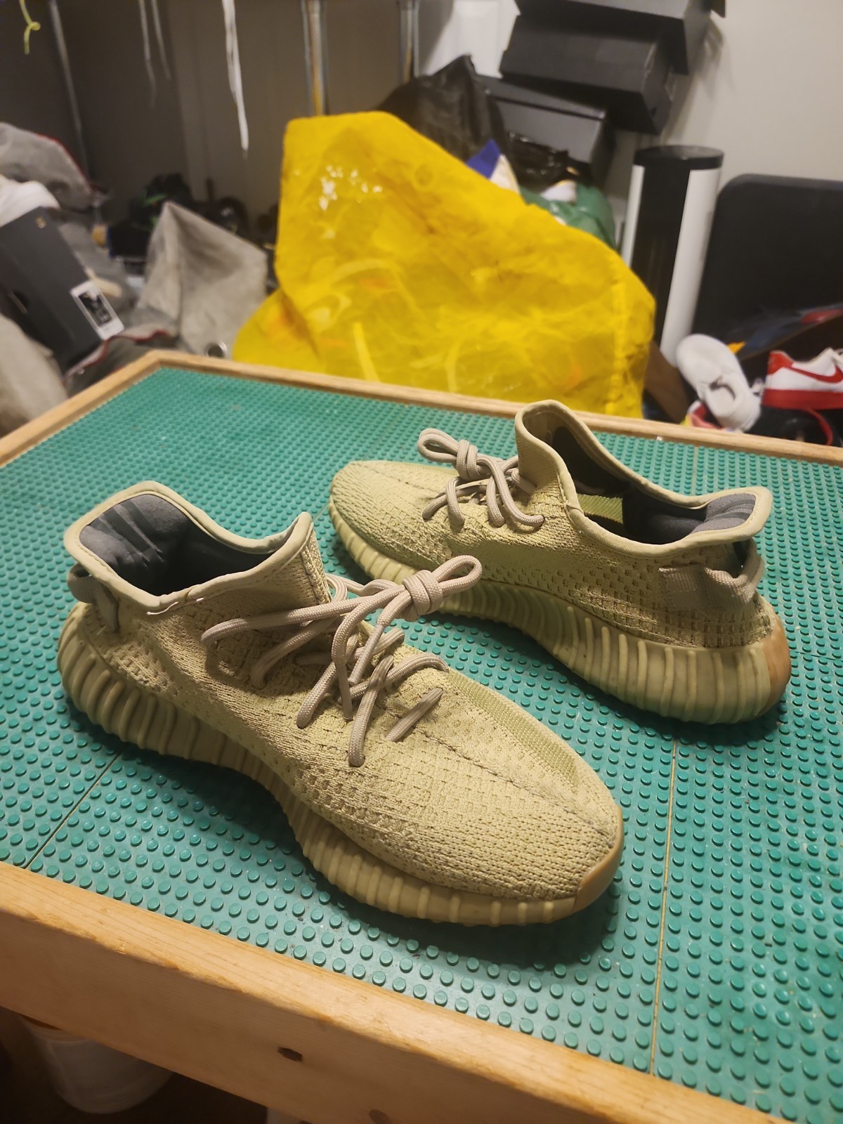 Size 11 – adidas Yeezy Boost 350 V2 Earth #194