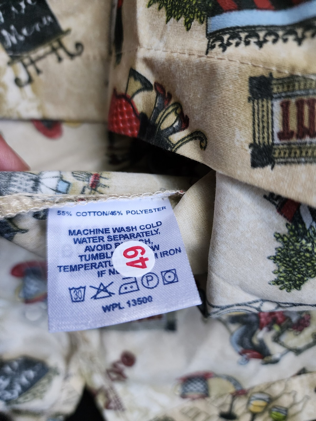 Blue Generation Hawaiian Shirt Mens Size Medium Beige Button Up Bistro Print NWT