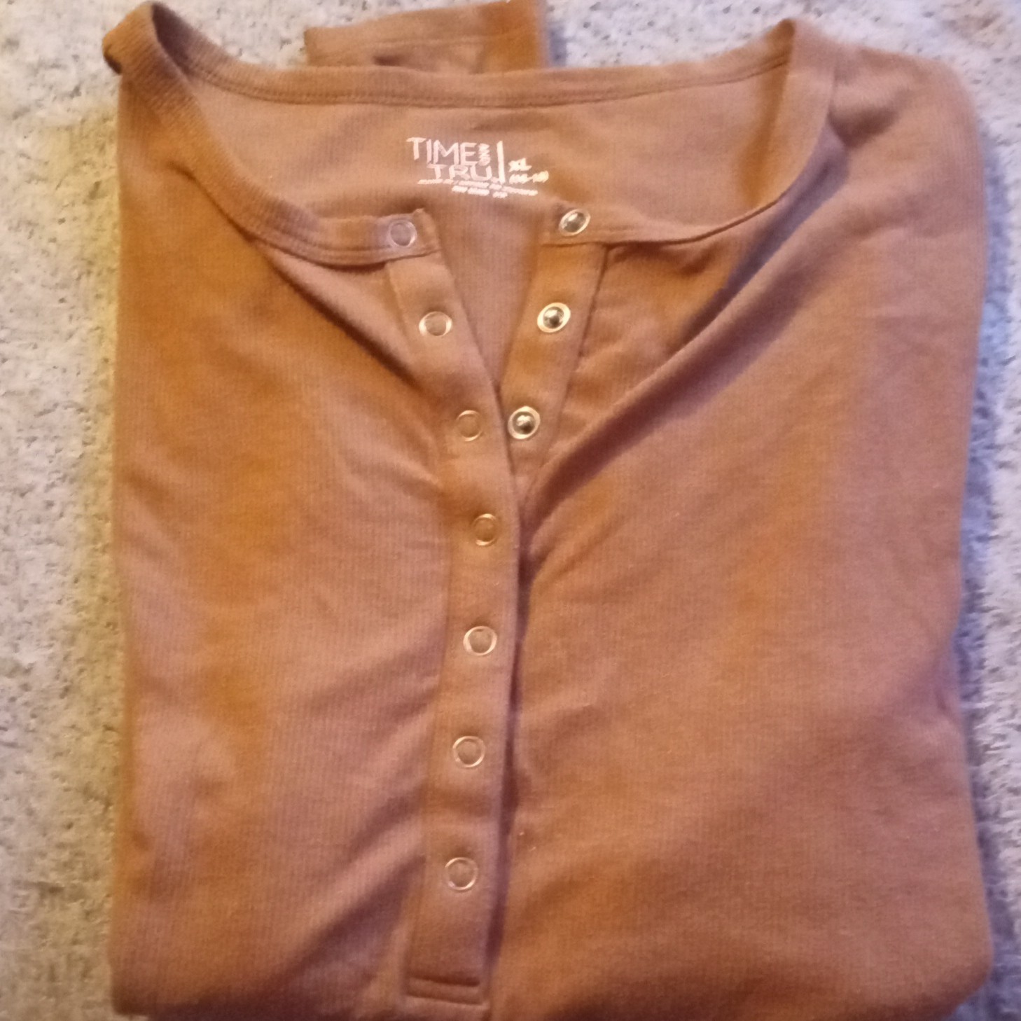 Time and Tru Brown Rib Knit Henley Button Front Long Sleeve Top XL (16-18)