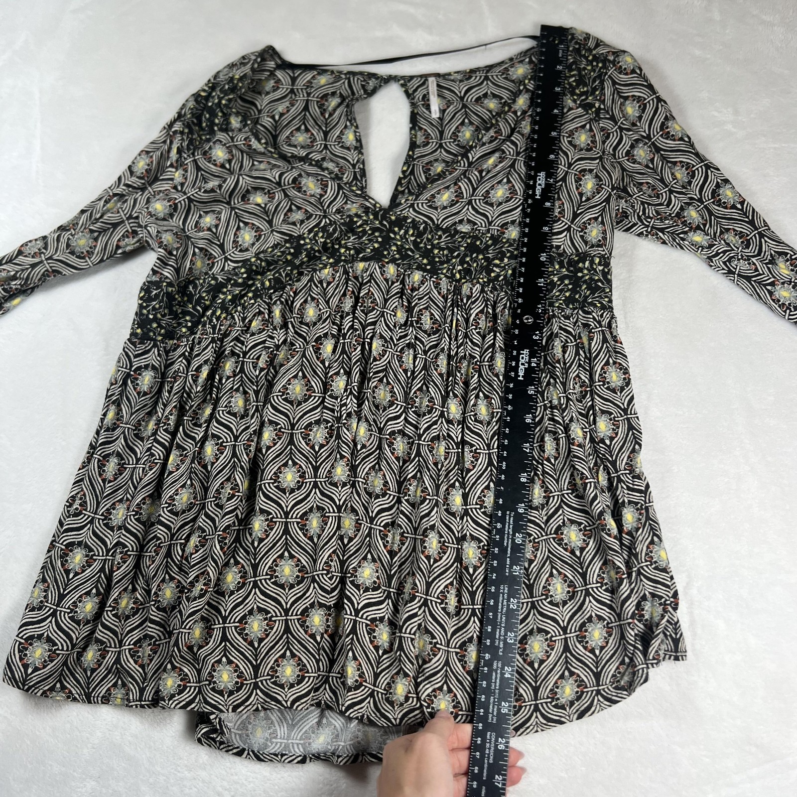 Free People Boho Tunic Womens Small Black Print Long Sleeve Keyhole Top