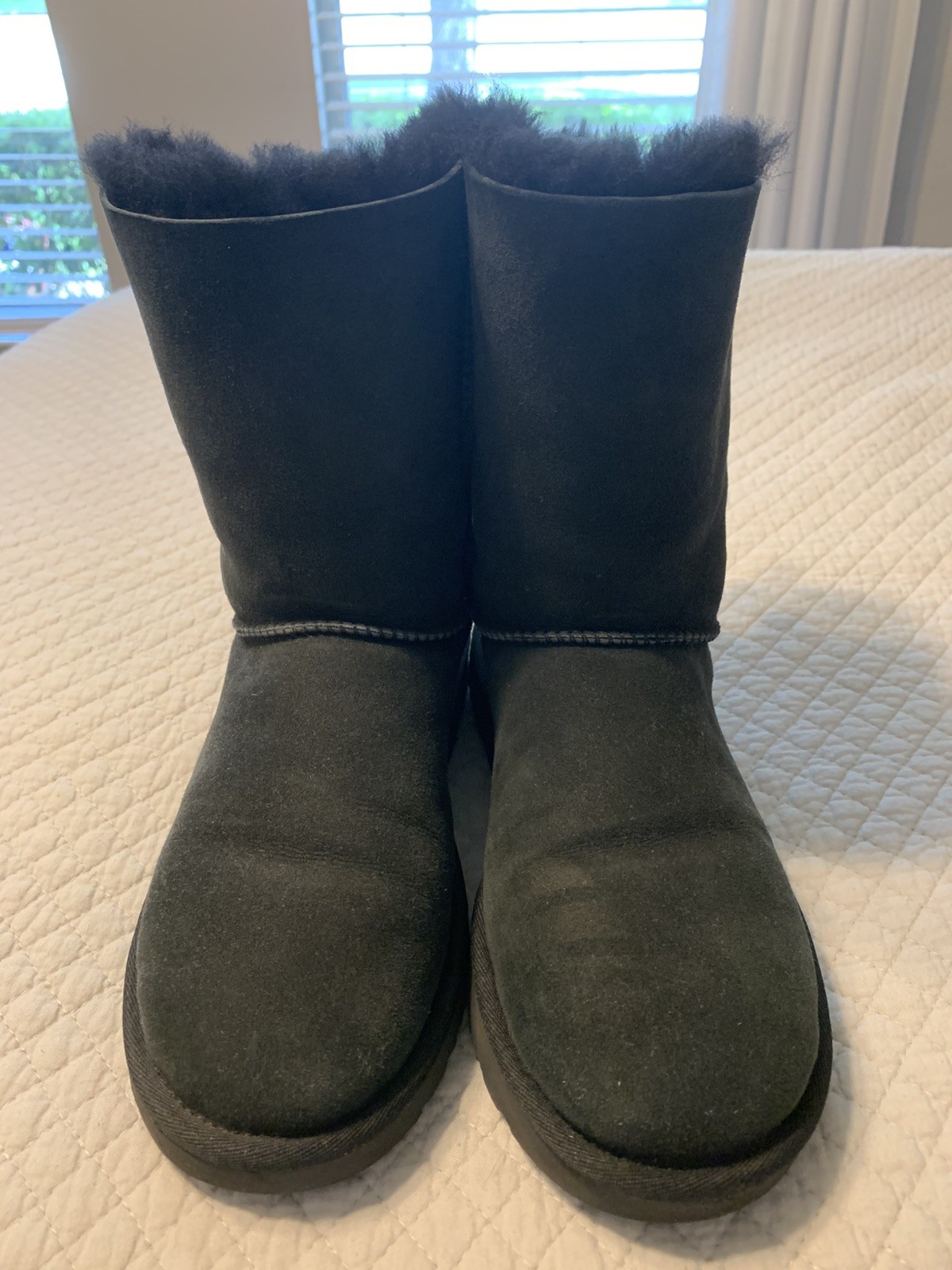 *GUC* Women’s UGG BLACK BAILEY BOW II BOOTS (NO BOX) SIZE 8