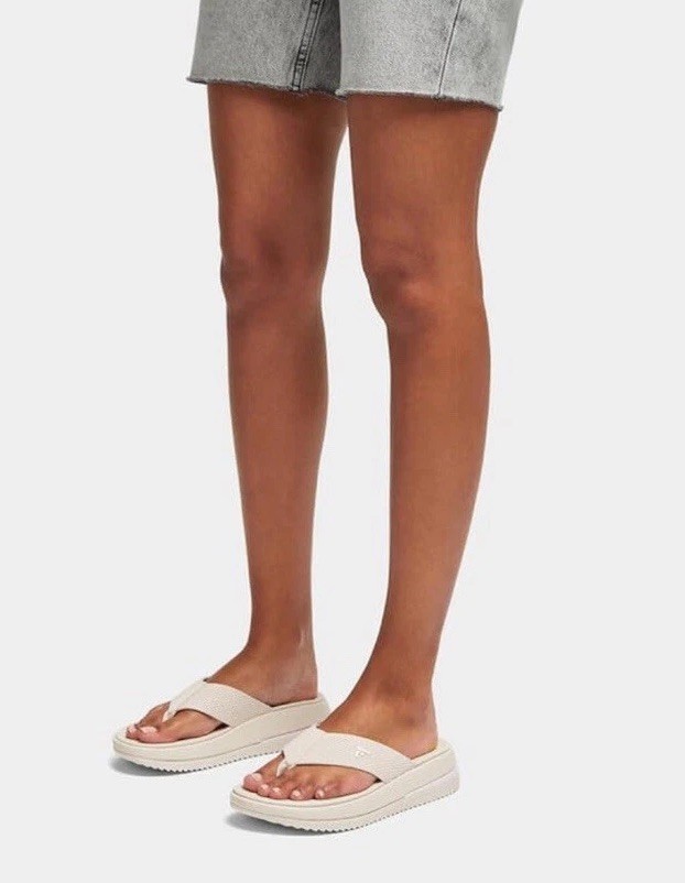 FitFlop Surff two-tone webbing toe-post sandals White Bone Women’s Sz 8