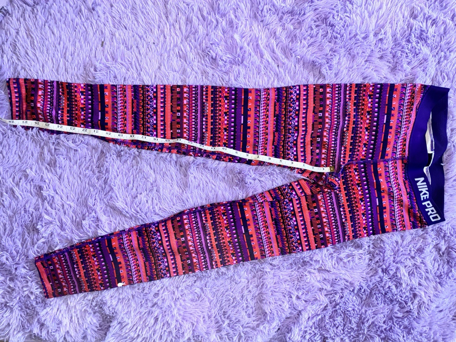 Nike Pro Dri-FIT Pixel Glitch Geometric Print Leggings Purple Red Size M
