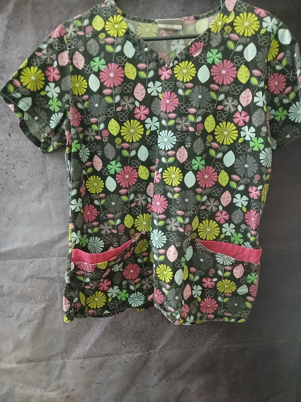 UA Scrubs Womens Top Size Medium Black With Floral Design