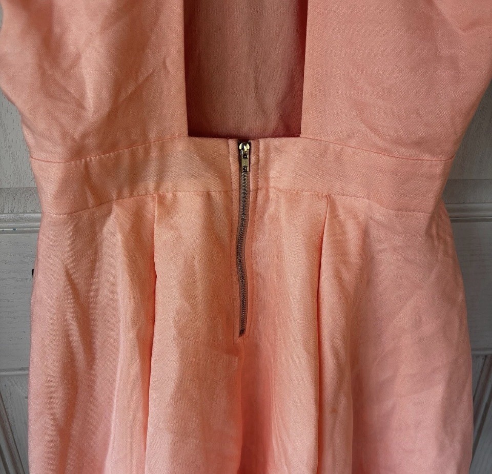 NWT~Darling*Lulus Dress SIZE Medium Skater Peach Orange Fit Flare FOR Summer