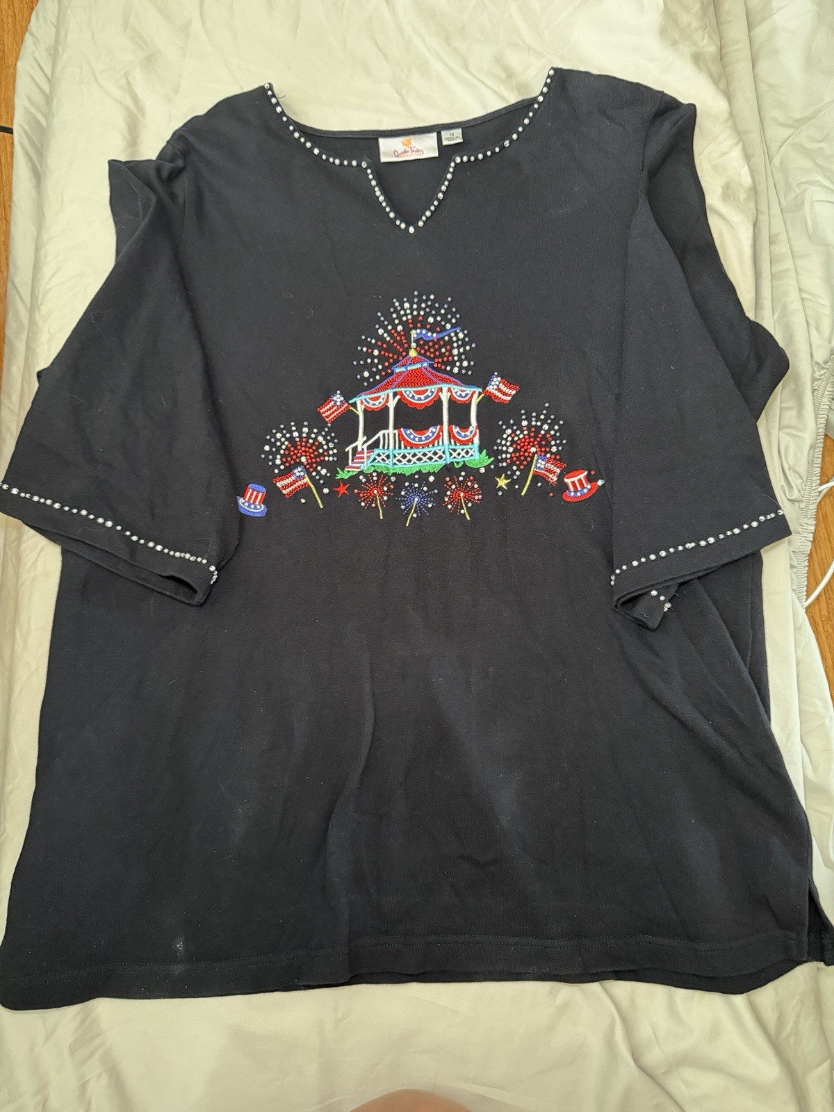 Quacker Factory Patriotic Embroidered Rhinestone Beaded Top Grandma 3/4 Sleeve