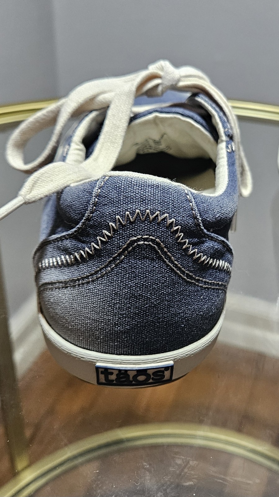 Taos Blue White Canvas Lace Up Women’s Casual Sneakers Rubber Sole US 8.5