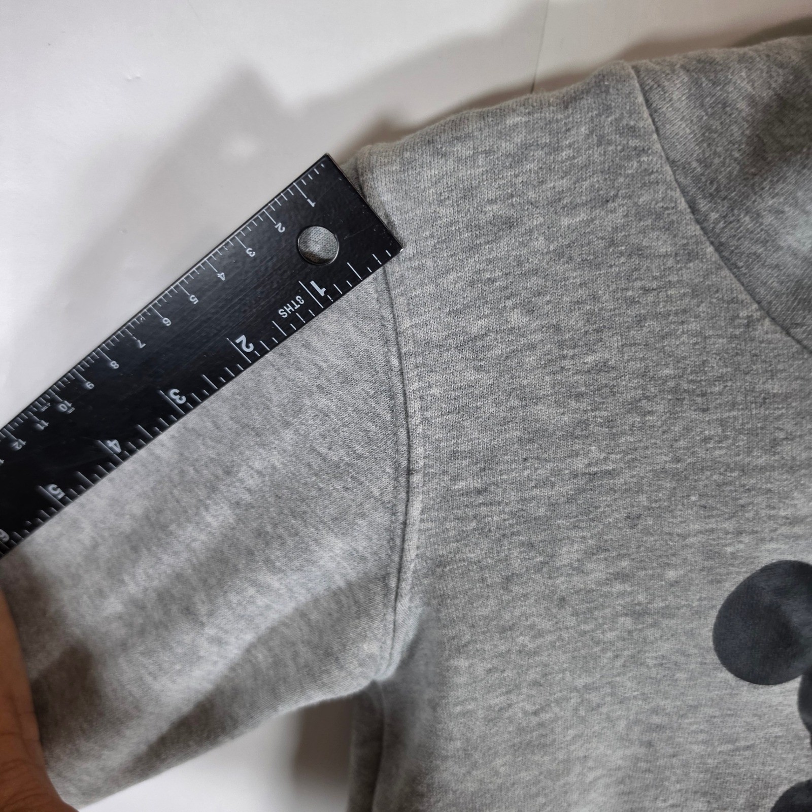 Disneyland Paris Kids Mickey Mouse Gray Hoodie Sweatshirt Size 6 Youth Fleece