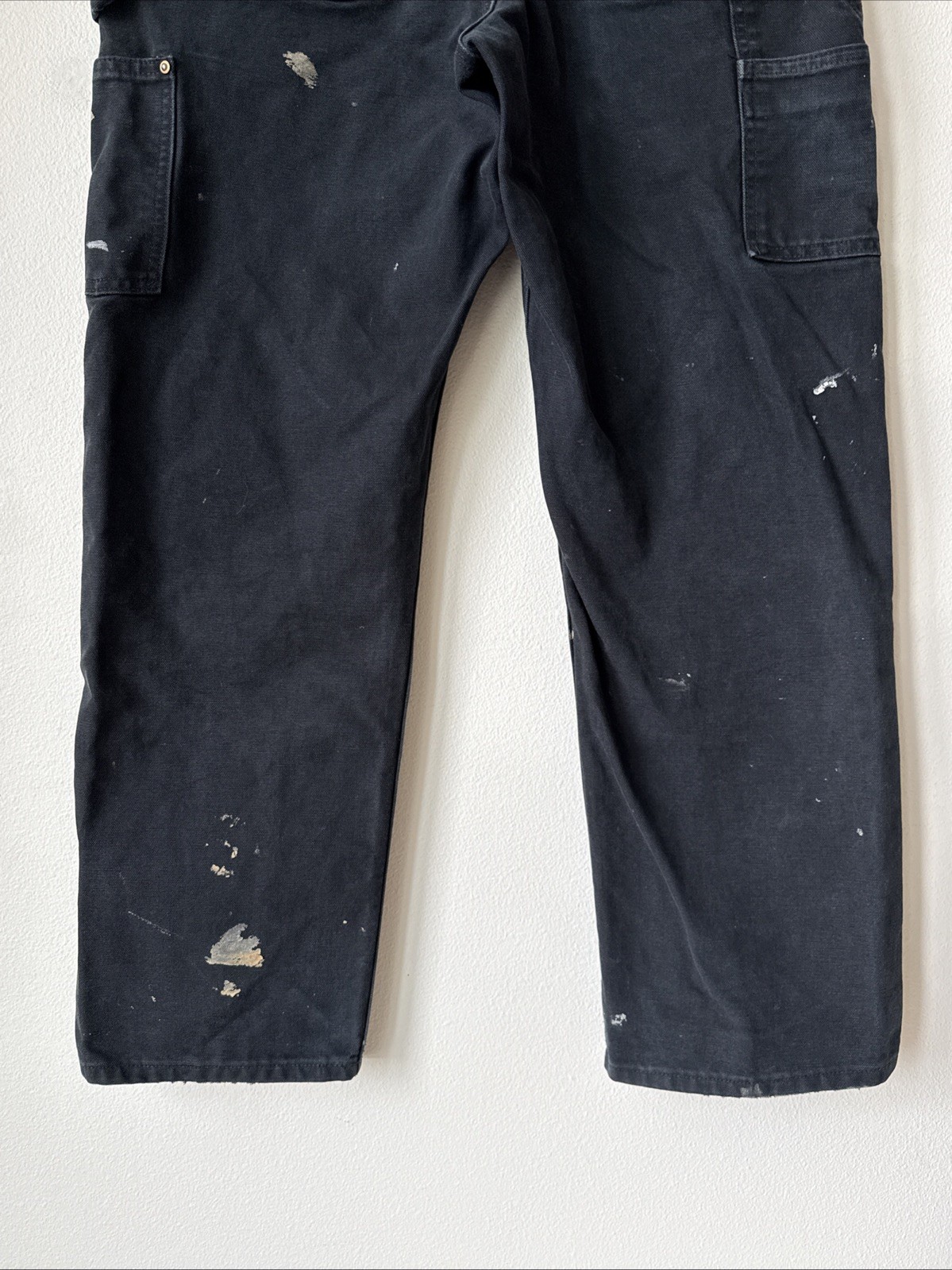 THRASHED Carhartt B01 BLK Dungaree Fit Double Knee Duck Jean 33X30 Work Distress