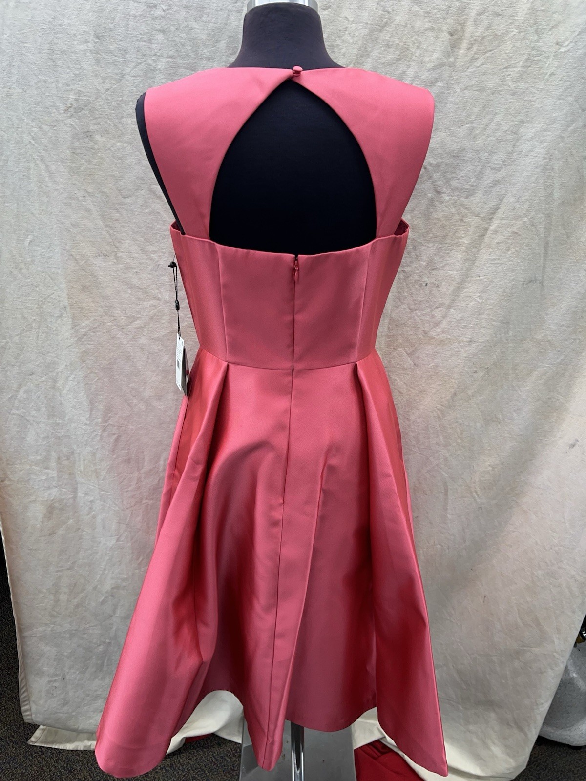 ADRIANNA PAPELL DRESS/NEW WITH TAG/RETAIL$245/SIZE 14/FIT &FLARE/beachrose