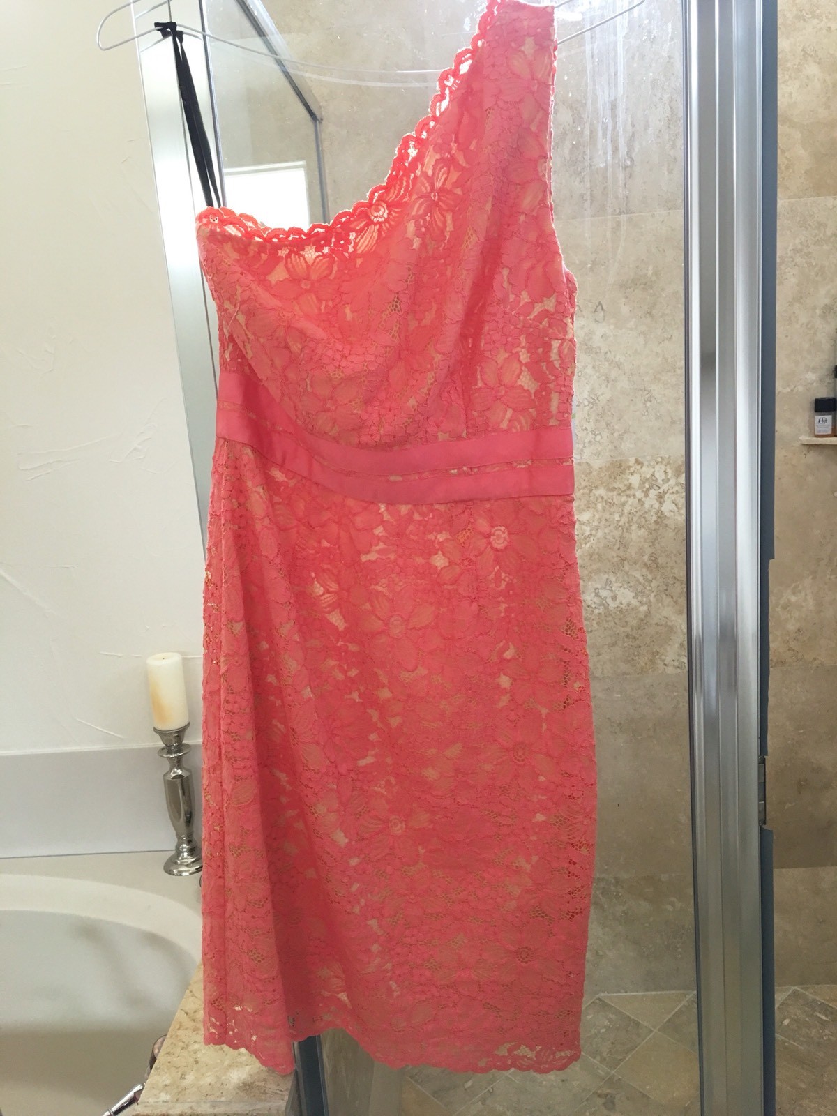 Beautiful One Shoulder, Lace dress, 4,Laundry Shelli Segal, Wrn 5hrs, NWT.