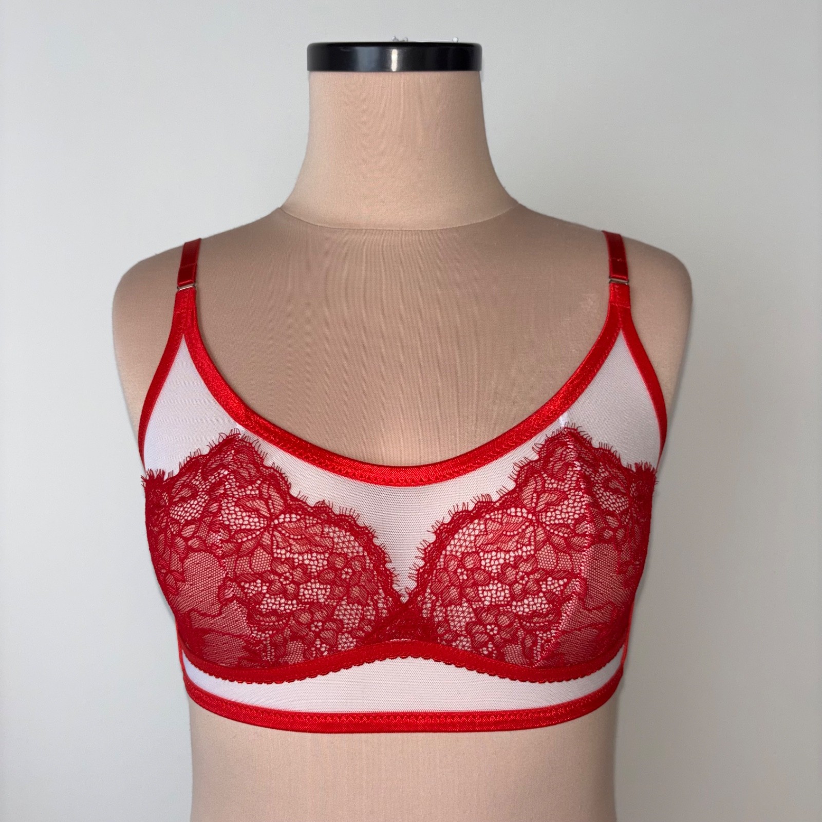 Handmade White Sheer Mesh Retro Red Chantilly Lace Bralette Bra Bustier 34B 32C