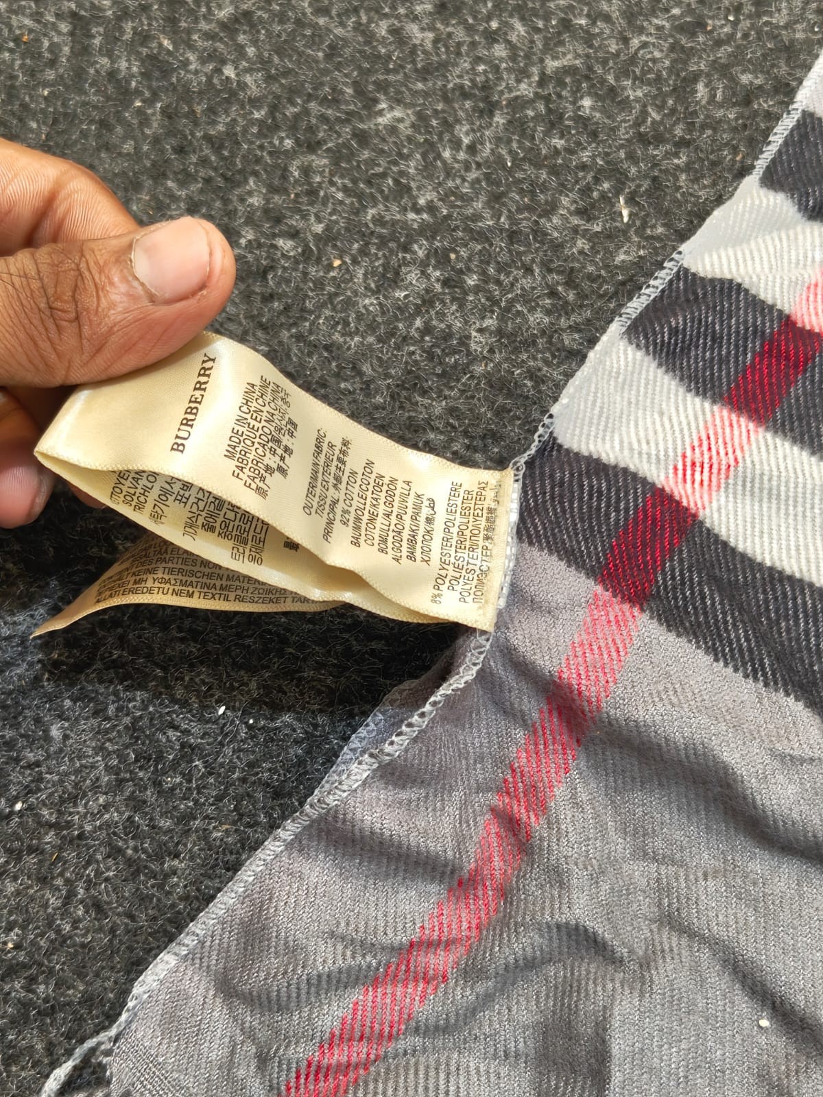 Burberry Brit Scarf Shawl Wrap 92% Cotton 8% Polyester Made in China 2%
