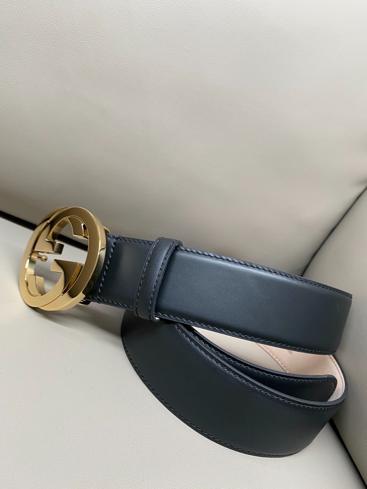 100% Authentic Gucci Black Leather Belt