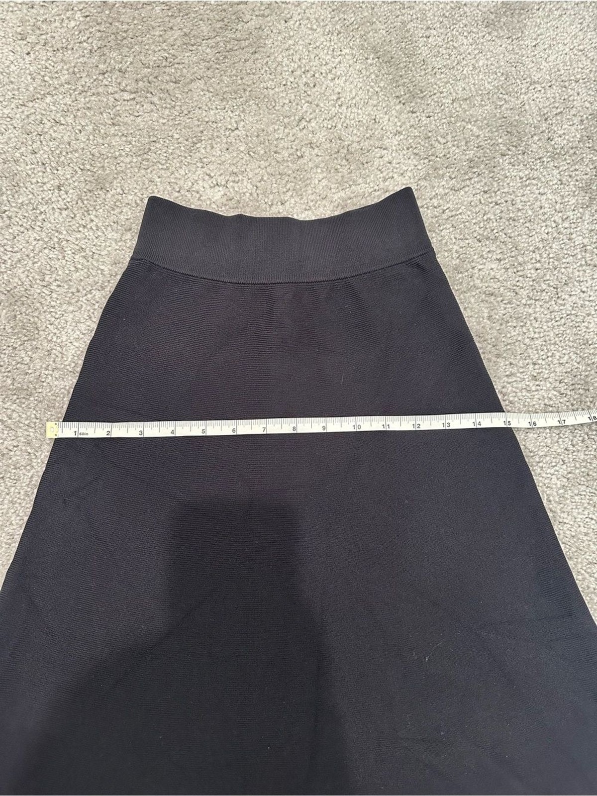 Aritzia Babaton A-Line/Full Midi Skirt in Black Size XSmall
