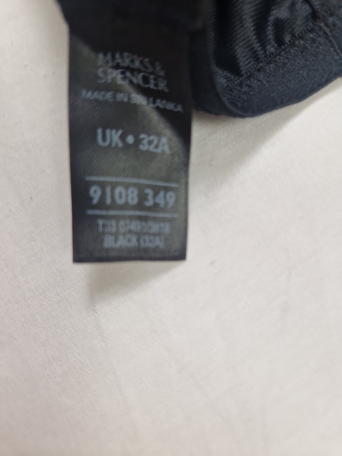 Marks & Spencer Womens Bra Black Padded Underwired Microfibre UK 32A Sri Lanka