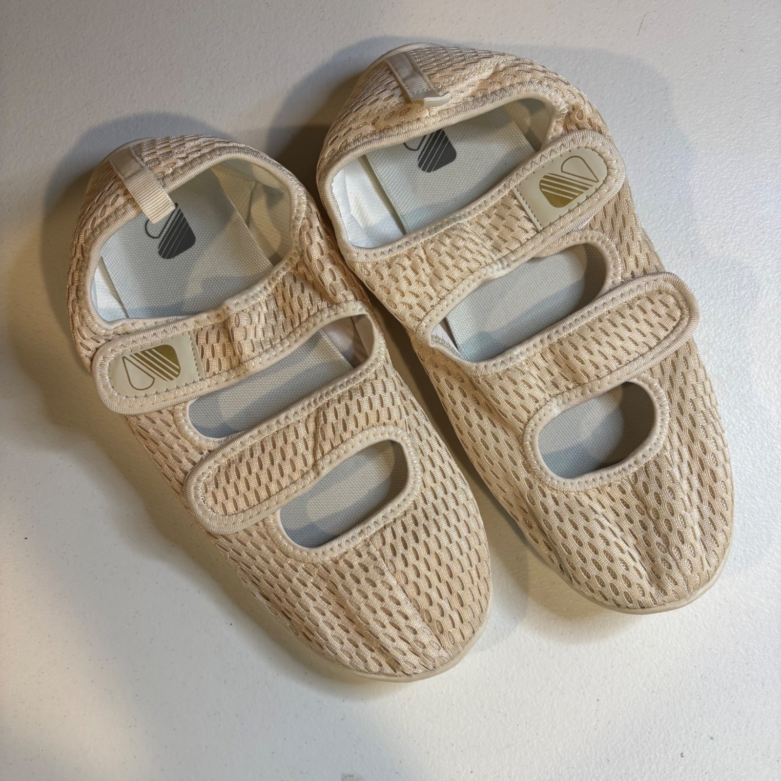 Besroad Walking Shoes Mesh Mary Jane Beige Women 14-15 Men 11.5-12.5 XXXL