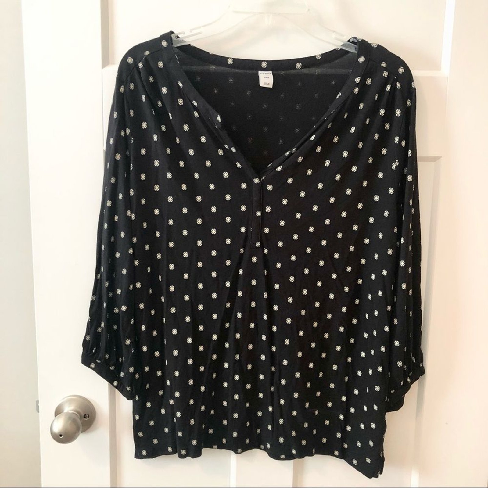 Black, v-neck, 3/4 length sleeve, Old Navy shirt with white polka dot detail