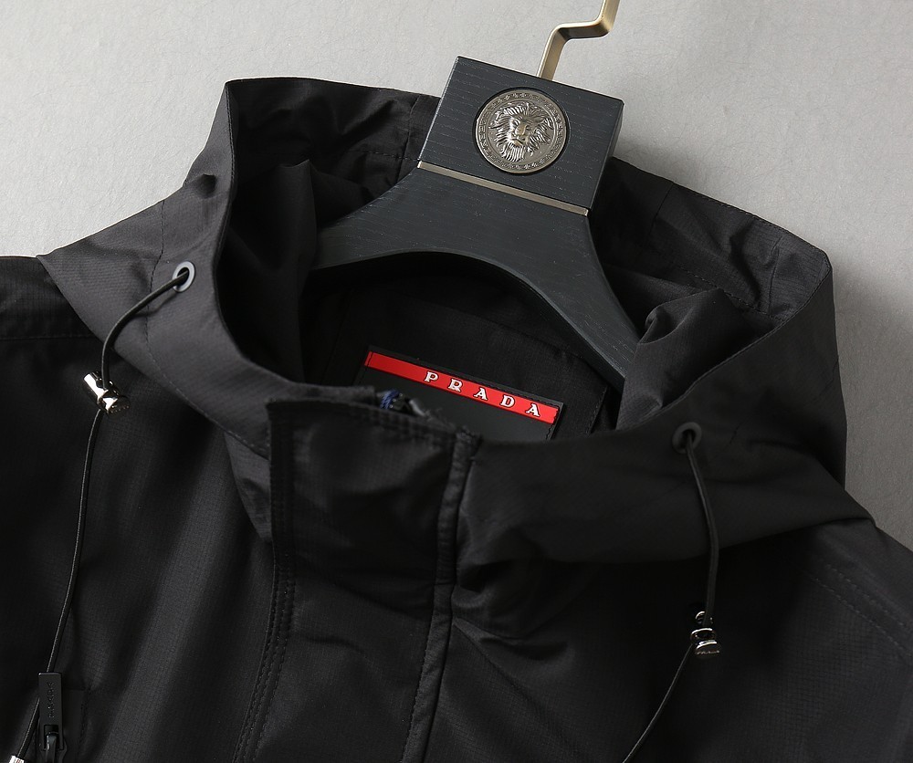 Prada 26SS New Men’s Red Logo Black Jacket Coat