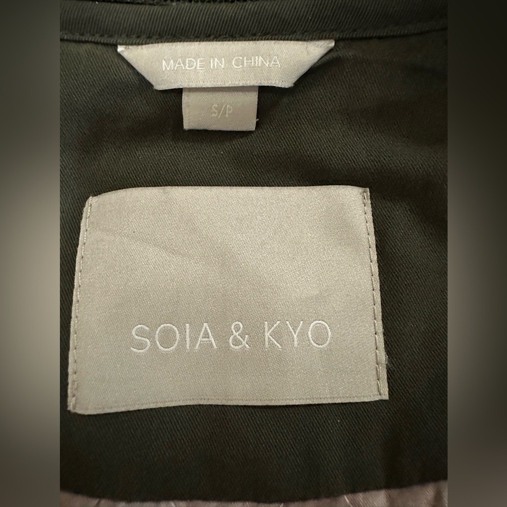 Soia and Kyo Harri Hooded Utility Coat in Olive Green. Size S/P.
