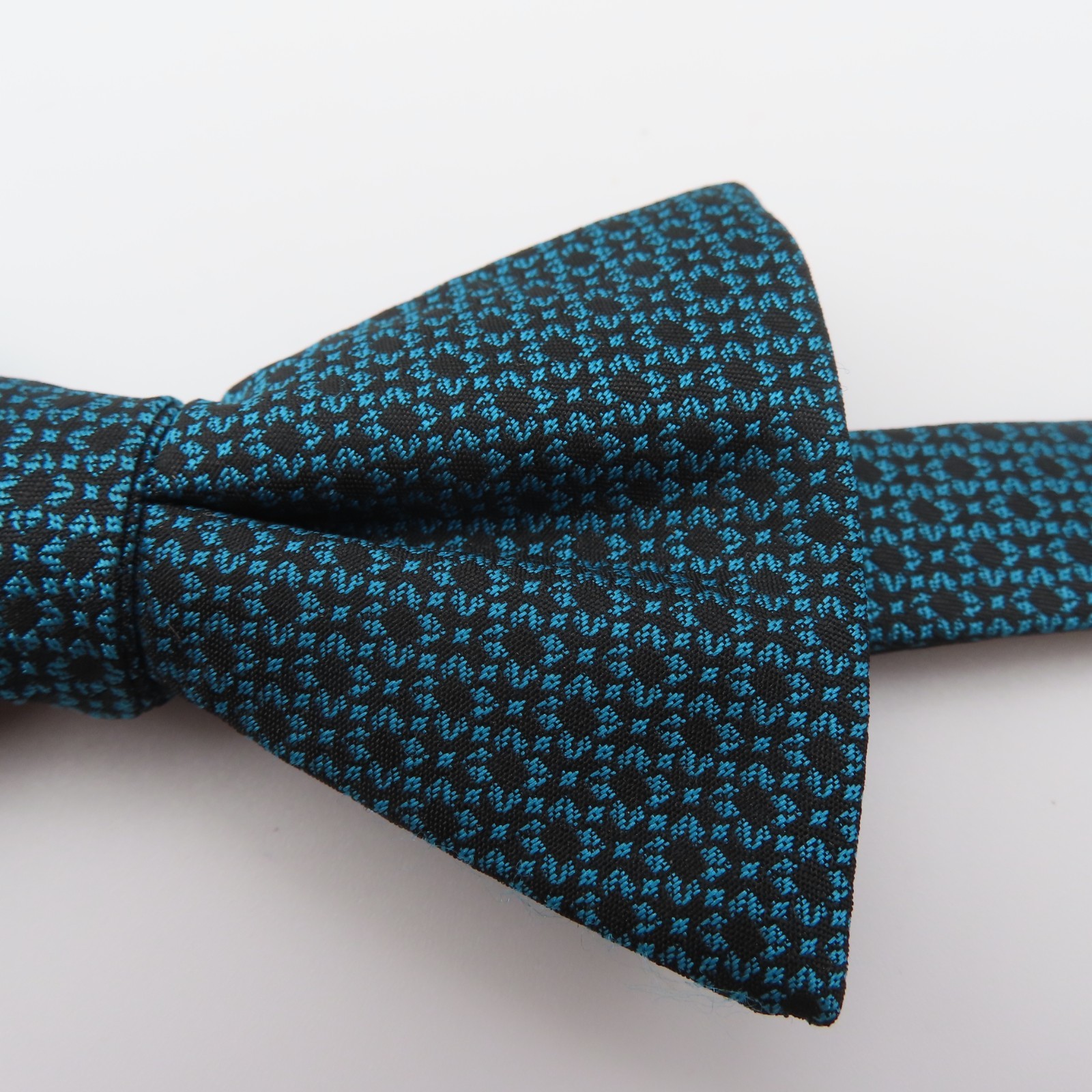 Alfani Bow Tie Blue Black Check 2.5″ Wide Pre Tie Polyester Tuxedo