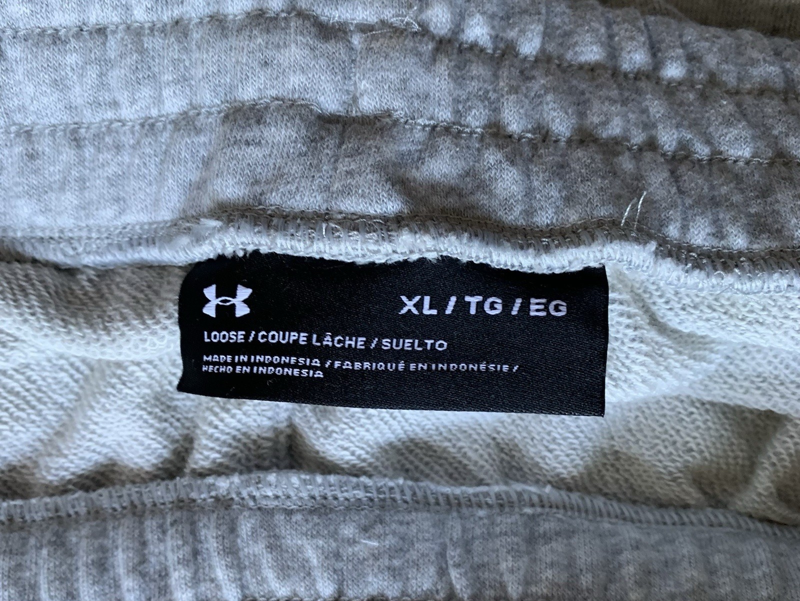BRAND NEW Under Armour Men’s Fleece Shorts – Style# UM5096 Size XL – FREE SHIP !
