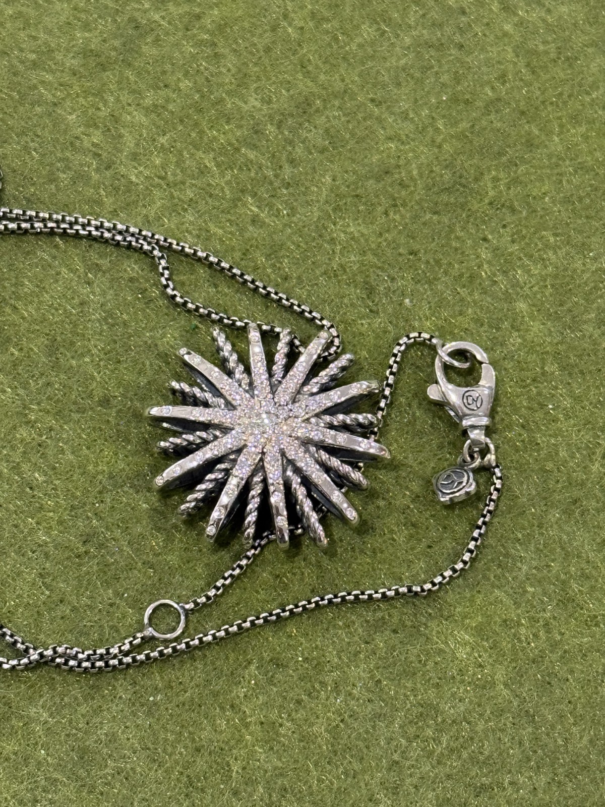 David Yurman 925 Sterling Silver Starburst Pendant Necklace 21″ adjus