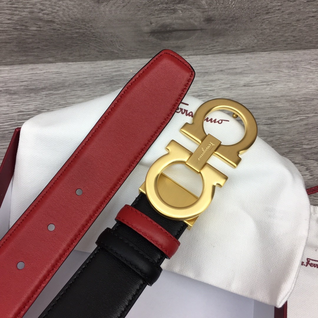 Ferragamo Handcrafted Italian leather belt Gold Buckle