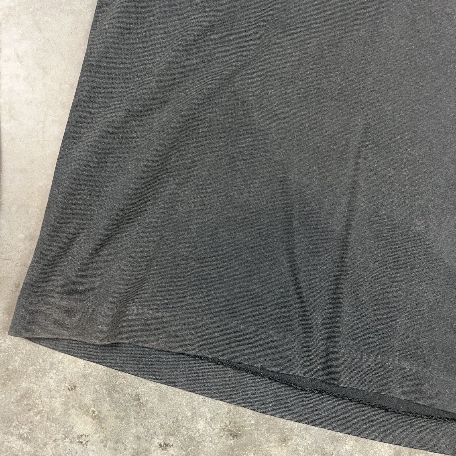 Nike T Shirt Mens Large Black Sun Fade Long Sleeve Mock Neck Distressed Preowned