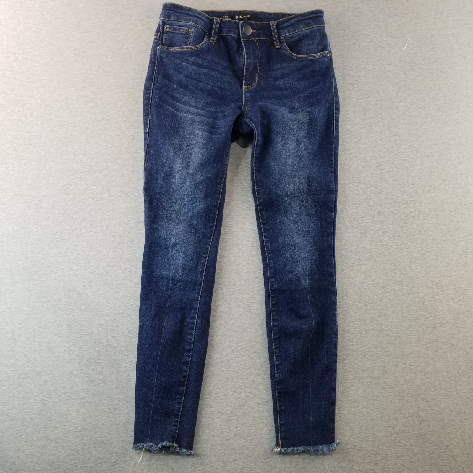 STS Blue Jeans Womens Sz 26 VTG 98%Cotton Dark Wash Normcore Cute Nice Quality