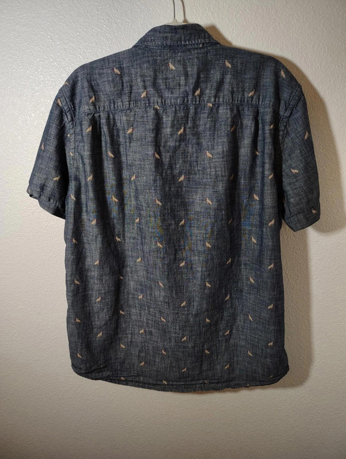 St. John’s Bay Mens Shirt Large Blue Button Down All Over Dog Print Flag Vintage