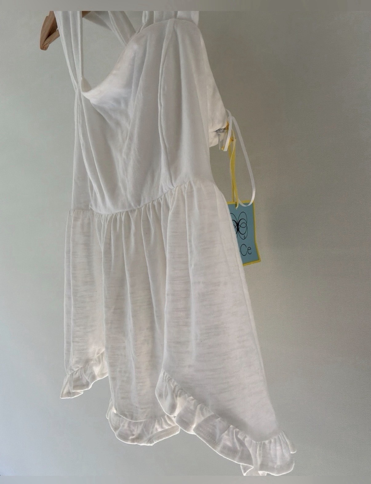 CeCe White Knot-Back Ruffle Top Size M Sleeveless Blouse New NWT Summer Spring