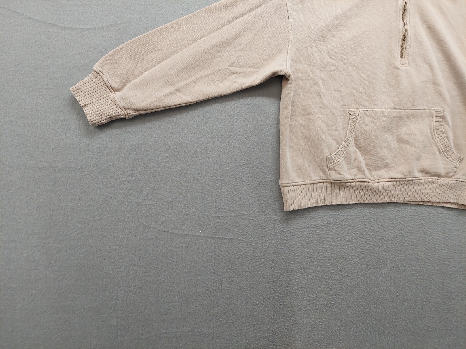 C&C California Women Sweatshirt L Beige Mock Neck 1/2 Zip Kangaroo Pocket Casual