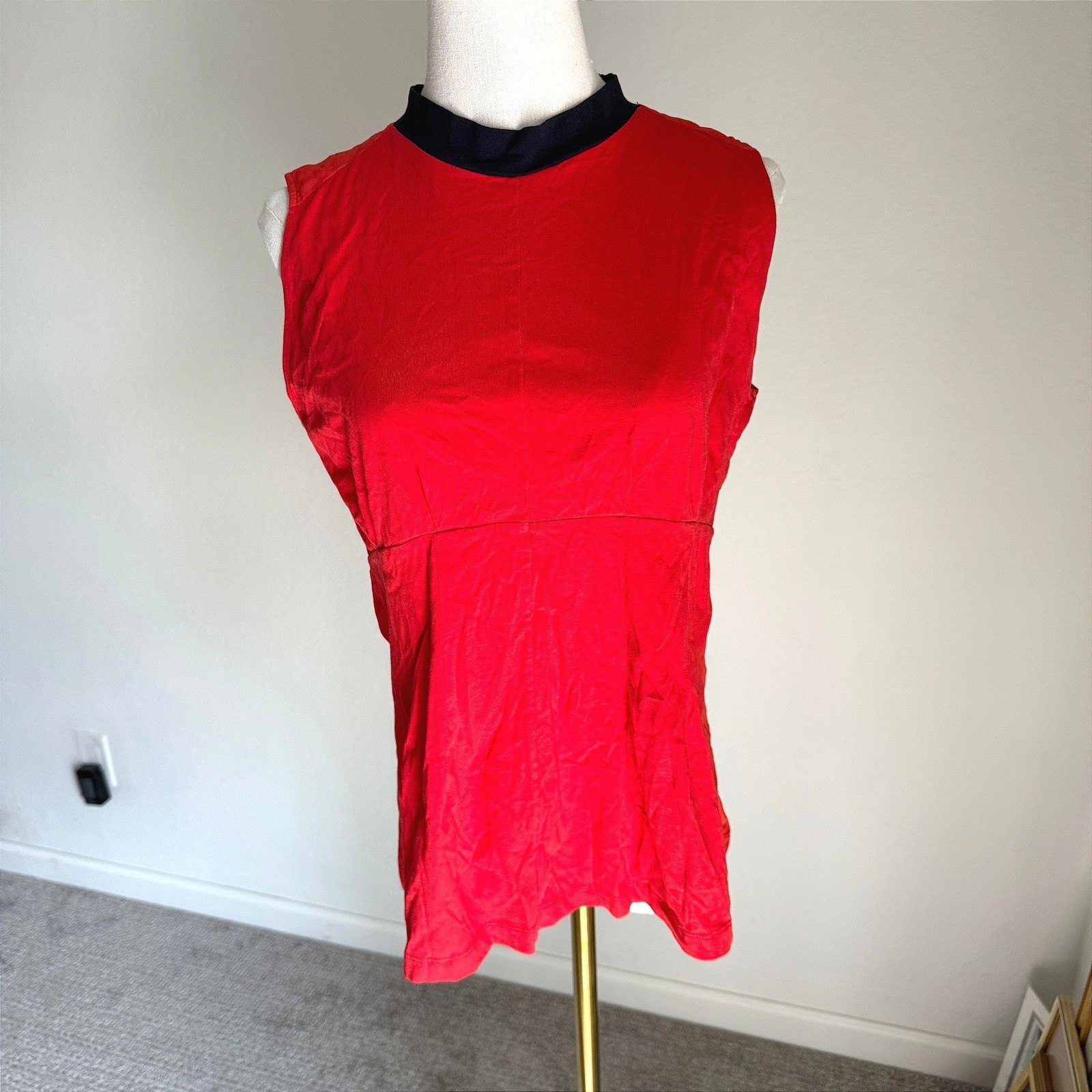 Marni Women’s Sleeveless Top Size 42 Red Black High Neck Career