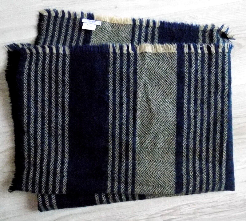 COATBLU Wool/Viscose Luxurious Scarf Italy