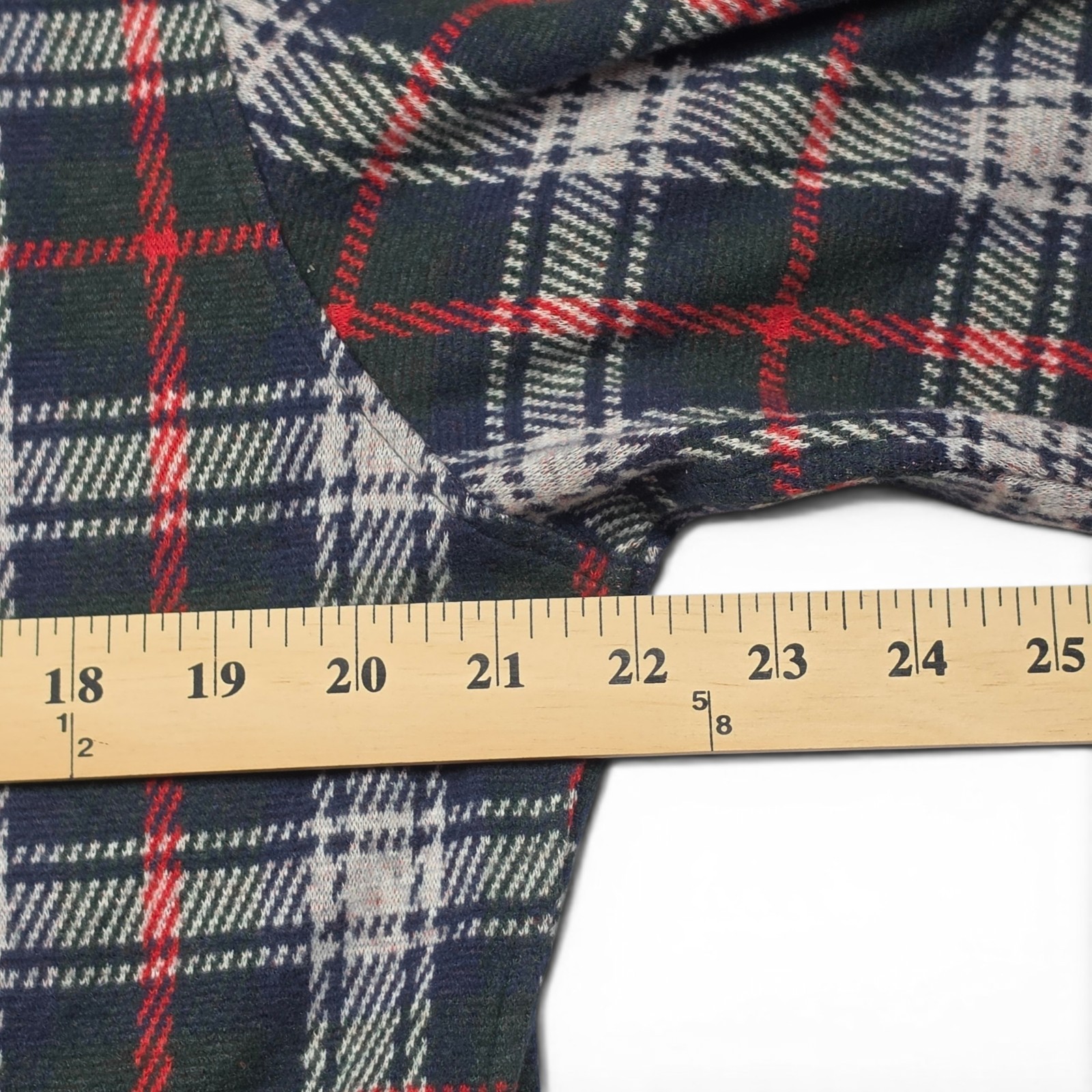 Sperry Plaid Flannel Shirt Men’s M Green Red Button Front 2 Pocket Stretch