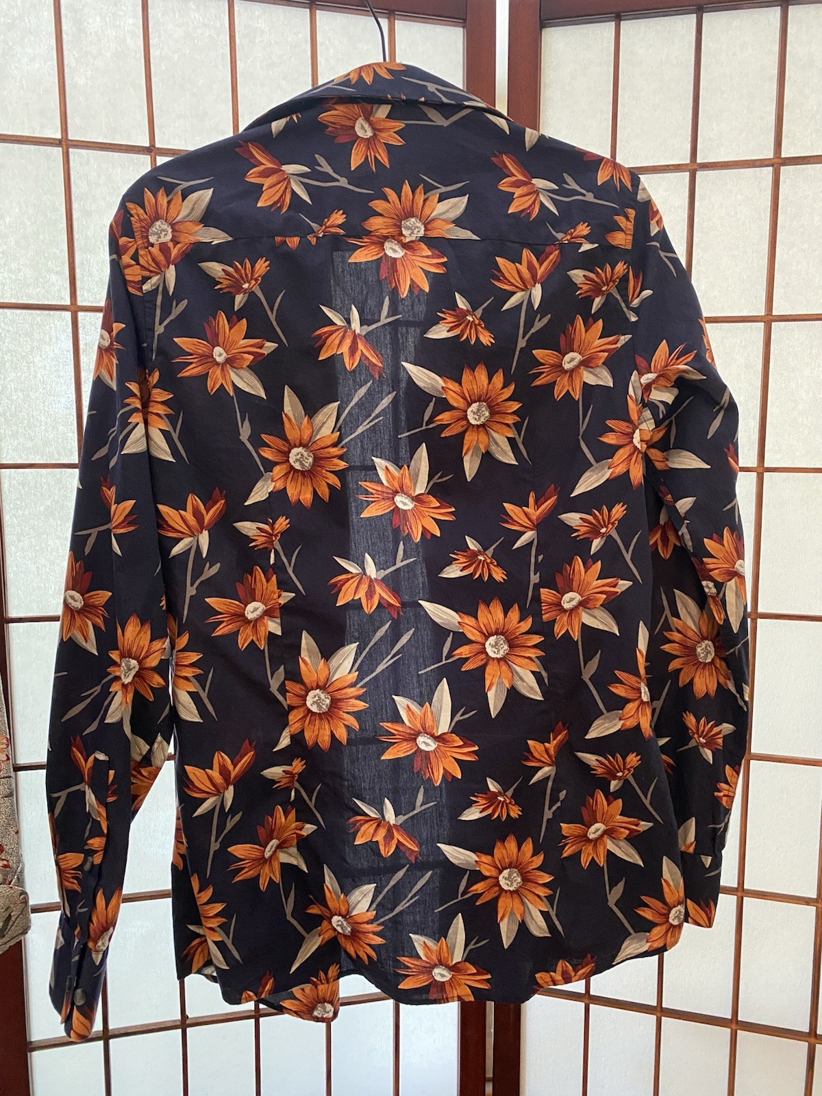 Bar III Slim Fit Stretch Men’s Small 14-14.5 Lot Of Two Floral Patterns