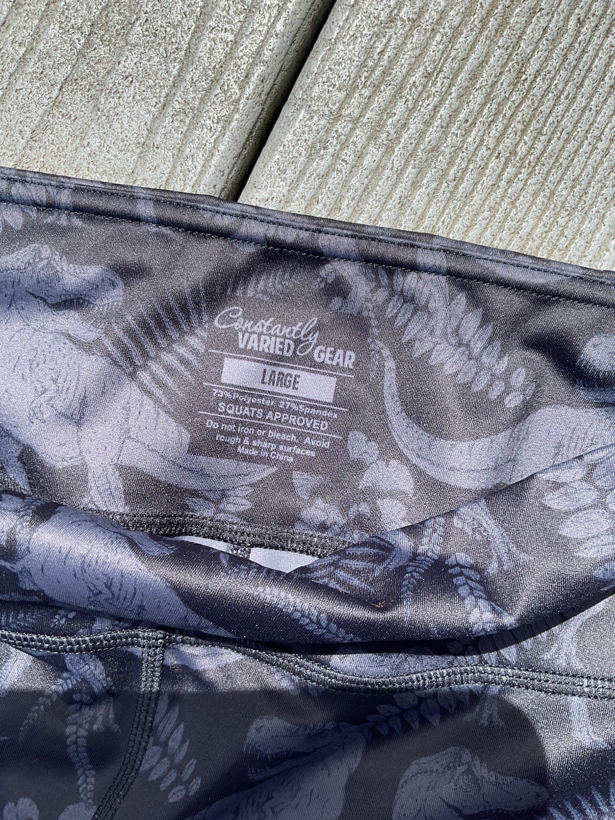 Constantly Varied Gear Leggings Dinosaur Print Pockets Capri L