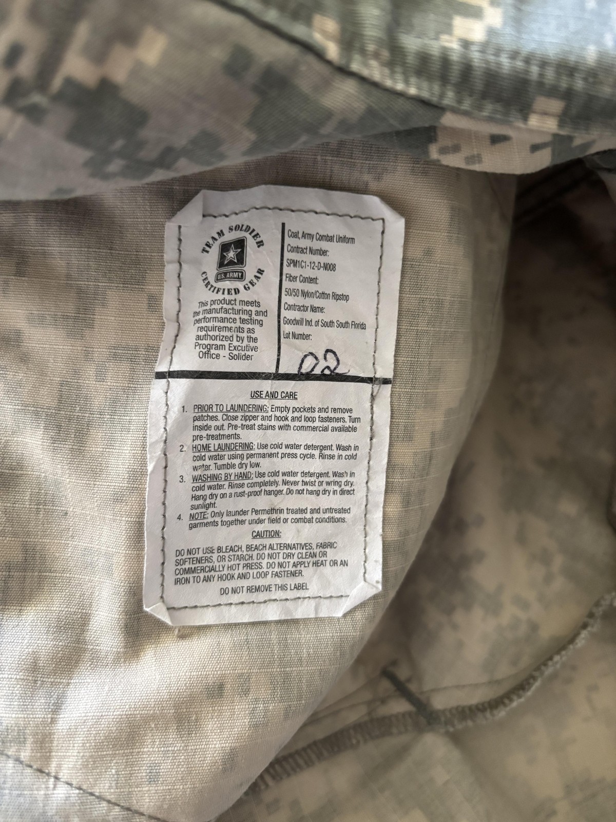 Lancer US Army ACU Jacket Mens Medium Regular Digital Camo UCP Ripstop Tactical