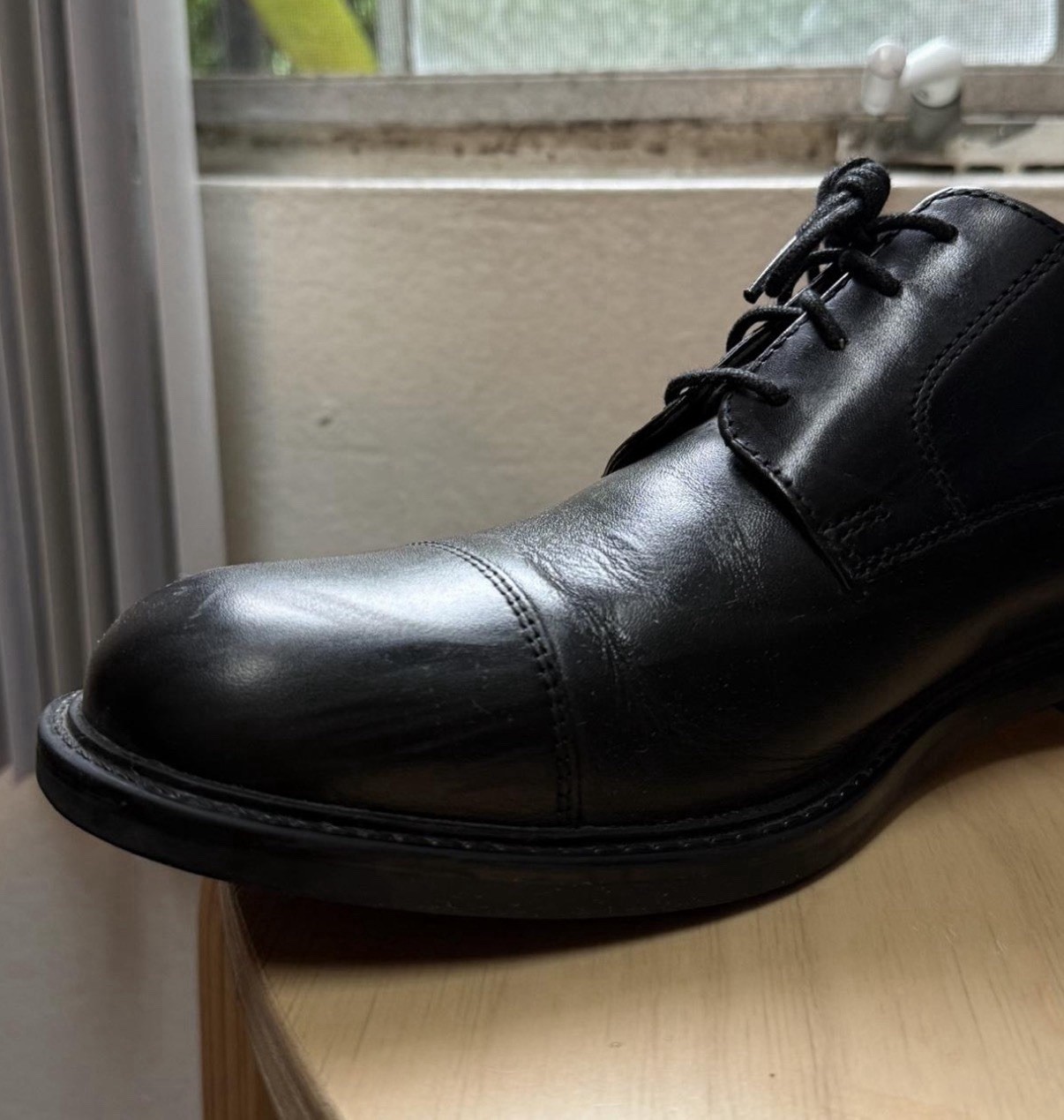 Johnston & Murphy Men’s Black Leather Cap Toe Oxford Lace-Up 9.5M 20-1861