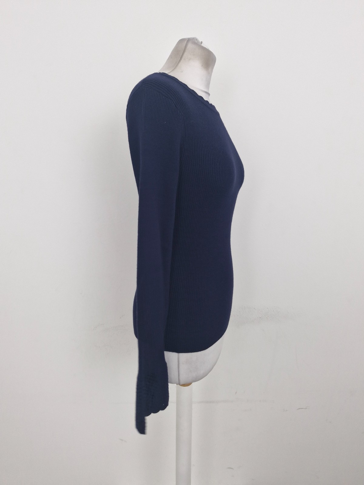 Nobody’s Child Women’s Top Size S Navy Scalloped Trim Ribbed Crochet Cuff New