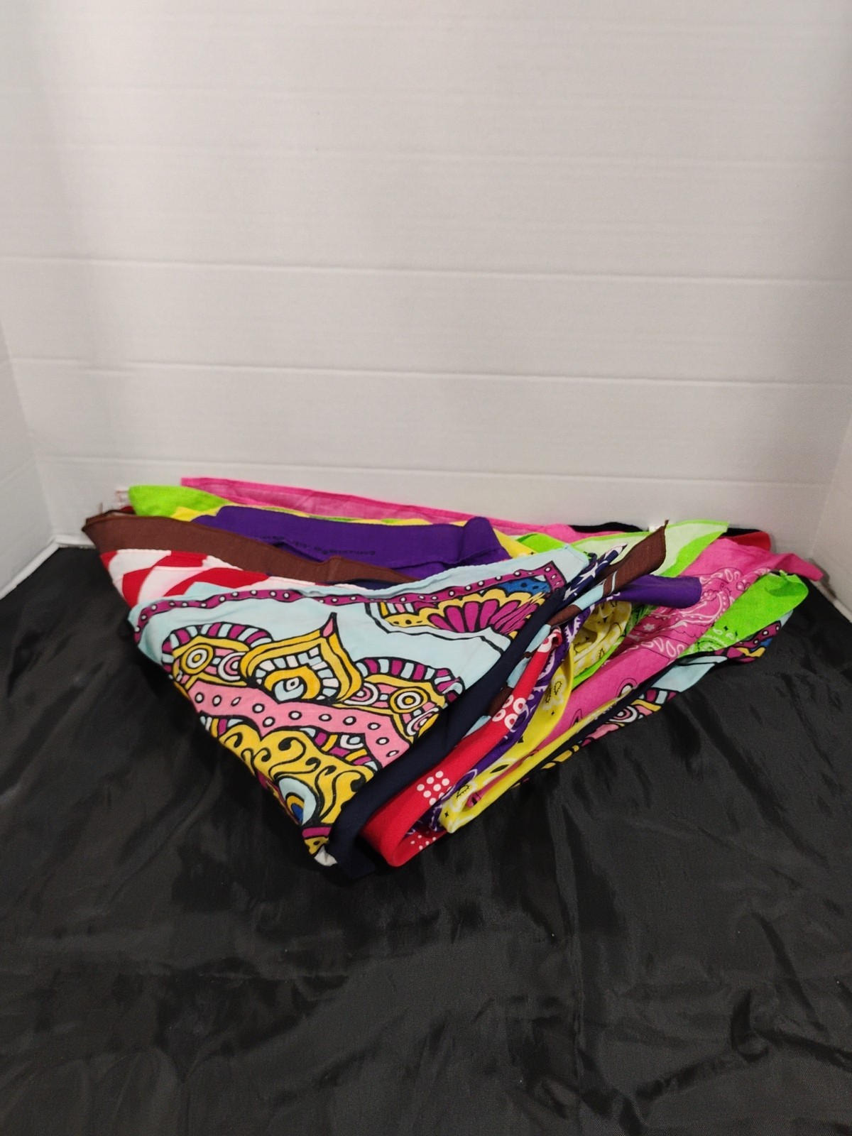 Vintage lot 12 Bandanas. Various Colors. All But One Is Complete.