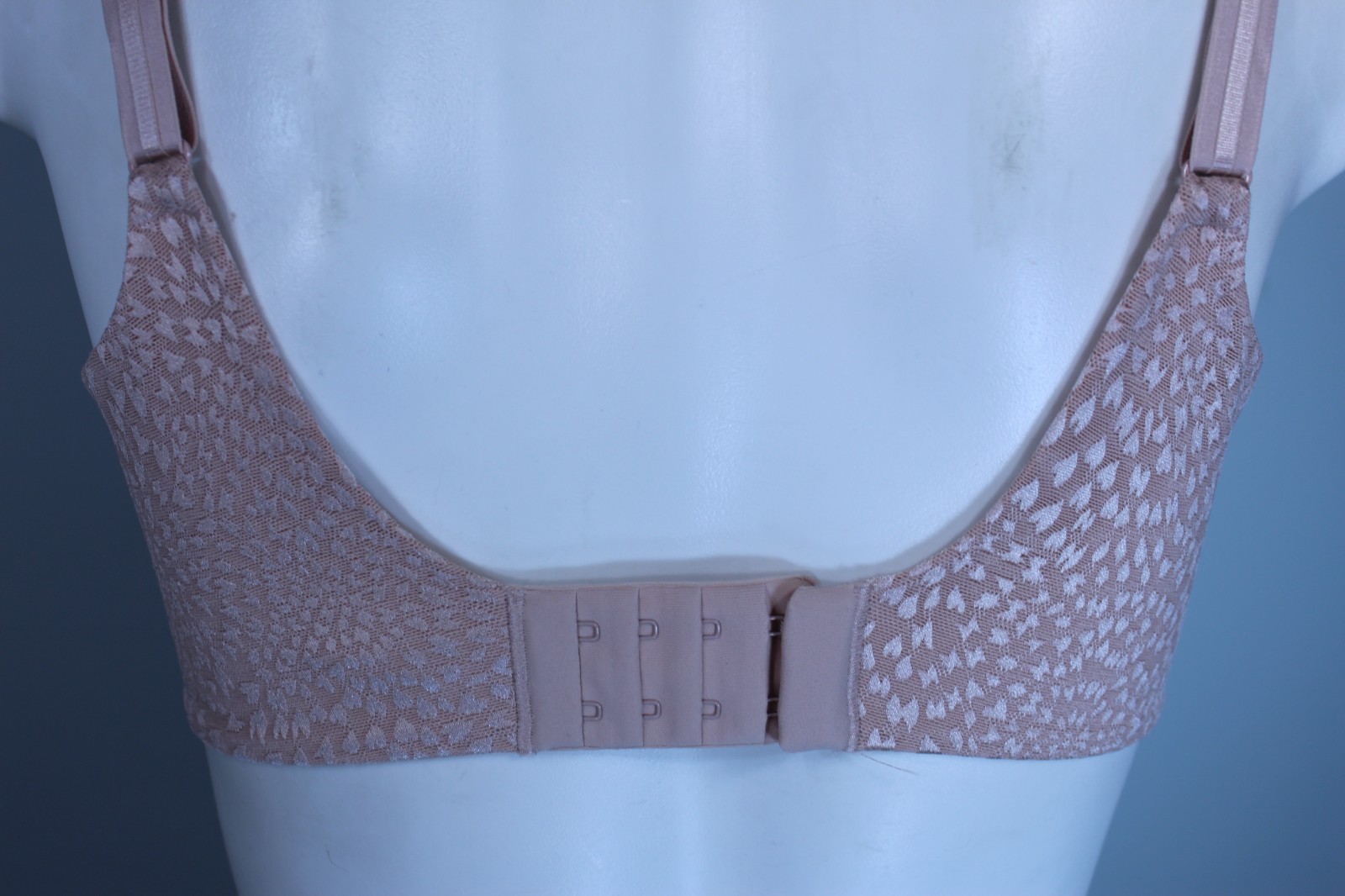 Chantelle C19UM1 Underwire Unlined Full Coverage Bra size 34DDD